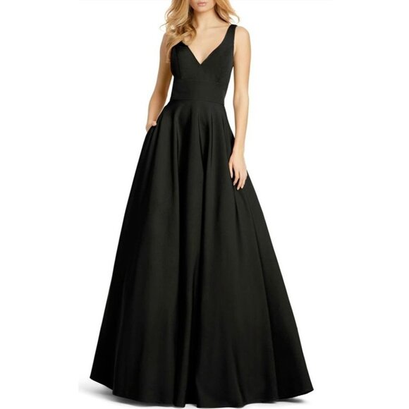 NWT Leena for Mac Duggal Black V-Neck Formal Gown $398 - Picture 1 of 16